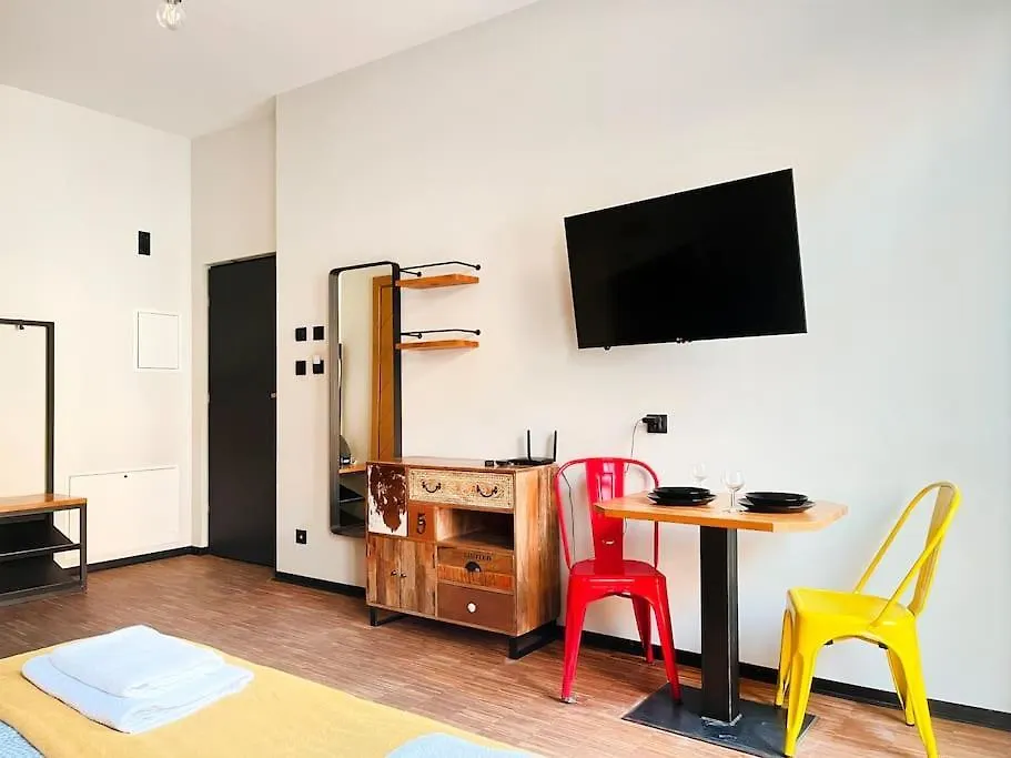 Apartment Studio Premium With Balcony And Air Conditioning, Cracow City Heart Krakow